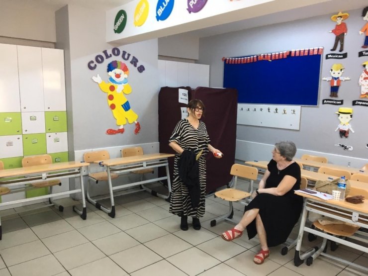 Ünlü sanatçı Sezen Aksu’nun geçersiz oy paniği