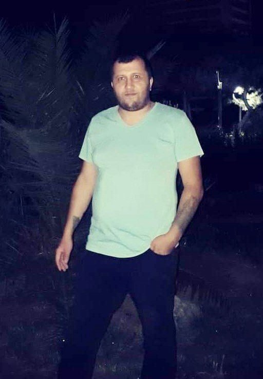 Maltepe’de silahla yaralamaya karışan şahsın kendini vurduğu anlar kamerada