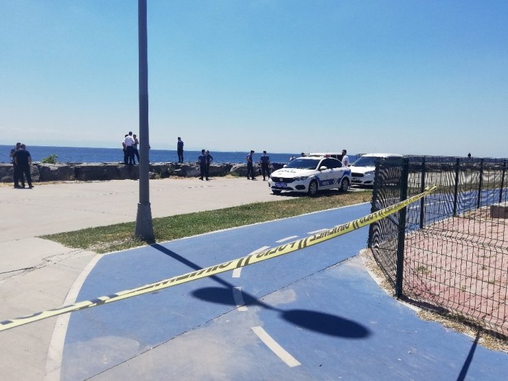 Avcılar’da denizden erkek cesedi çıktı