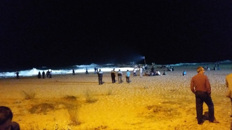 Genç hafız dev dalgaların arasında boğularak hayatını kaybetti