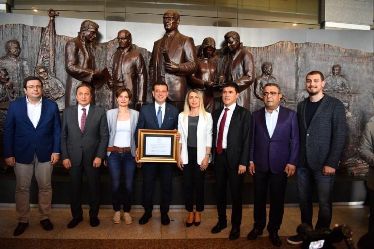 İstanbul'un Başkanı Görevi Devraldı