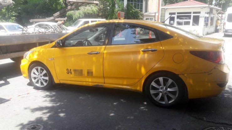 Turistleri dolandıran taksi çetesine operasyon: 23 gözaltı