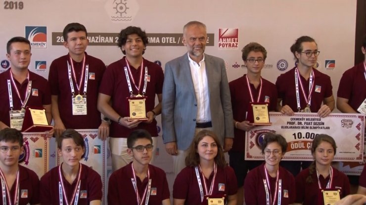 Çekmeköy Belediyesi 4. Uluslararası Bilim Olimpiyatları’nda ödül heyecanı