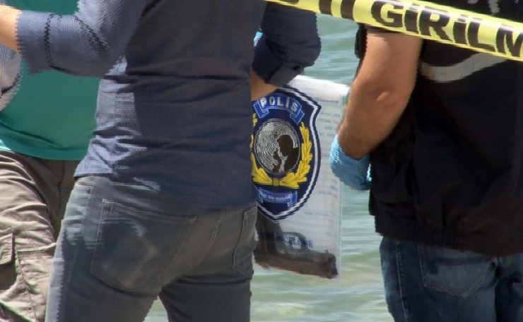 Beylikdüzü sahilinde tabanca bulundu