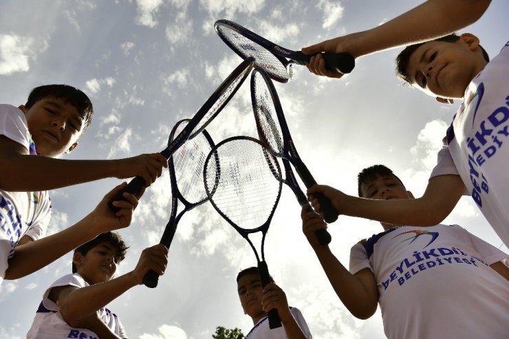 Yaz Spor Okulları tüm heyecanıyla devam ediyor