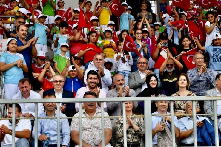 Fatih’te 3 bin 17 çocuk yaz okullarında