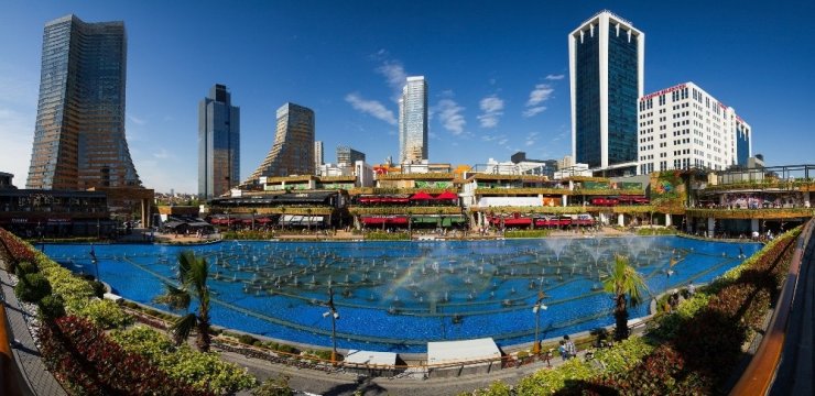 Ataşehir’de ’doğal pazar’ açıldı