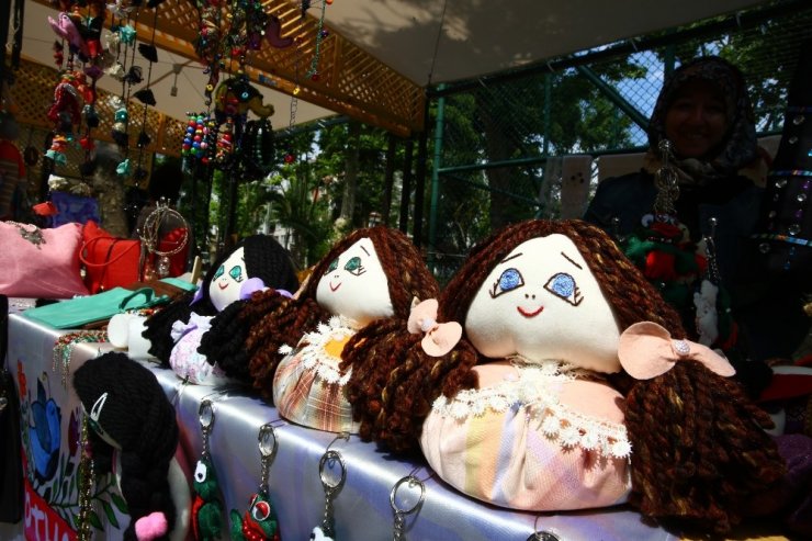 “POTLAÇ” kadın emeği pazarı Moda’da yerini alıyor