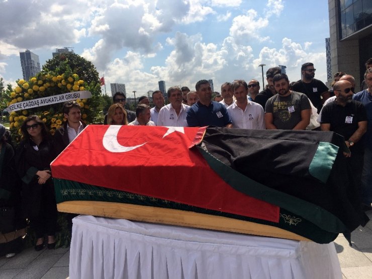 Ümraniye’de başından vurularak öldürülen avukat için adliyede cenaze töreni