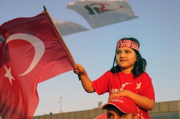 CUMHURBAŞKANI ERDOĞAN: "HİÇBİR DARBE, DARBE GİRİŞİMİ YAPANLARIN YANINA KAR KALMADI"