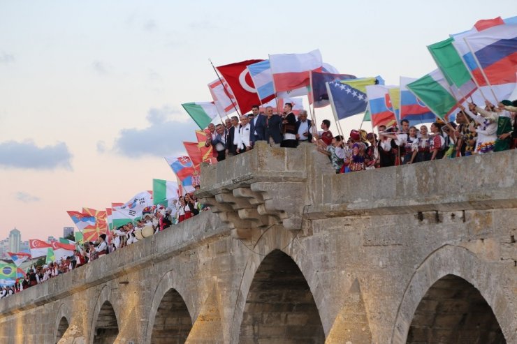 BÜYÜKÇEKMECE 71 ÜLKEYE EV SAHİPLİĞİ YAPACAK