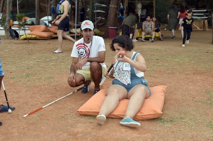 GÖRME ENGELLİLER “DENİZ HEPİMİZİN” PROJESİ İLE DENİZLE BULUŞTU