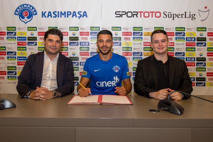 AYTAÇ KARA, KASIMPAŞA’DA