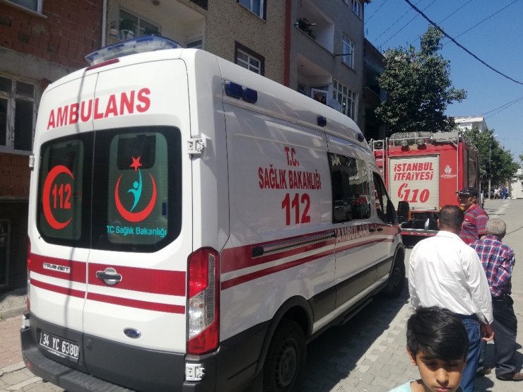 BİSİKLETİNİN FRENİ TUTMAYAN ÇOCUK, 2 BUÇUK METRELİK BOŞLUĞA DÜŞTÜ