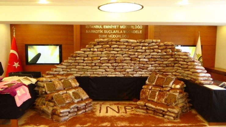 İSTANBUL’DA 12 MİLYONLUK YARIM TON UYUŞTURUCU ELE GEÇİRİLDİ