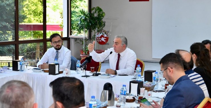 BAŞKAN TURAN, MUHTARLARLA BİR ARAYA GELDİ