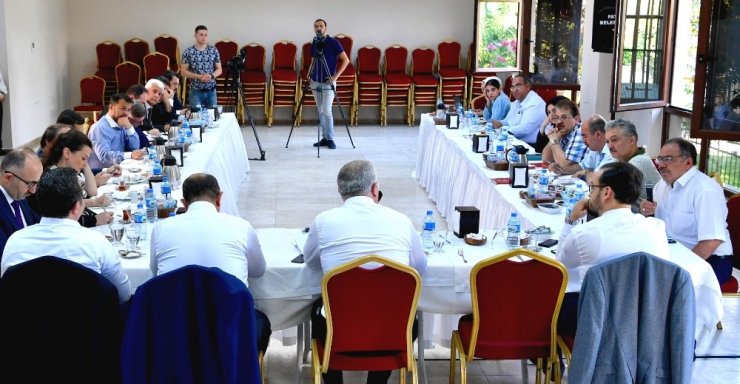 BAŞKAN TURAN, MUHTARLARLA BİR ARAYA GELDİ