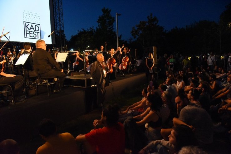 Kalamış’ta Yazlık Sinema