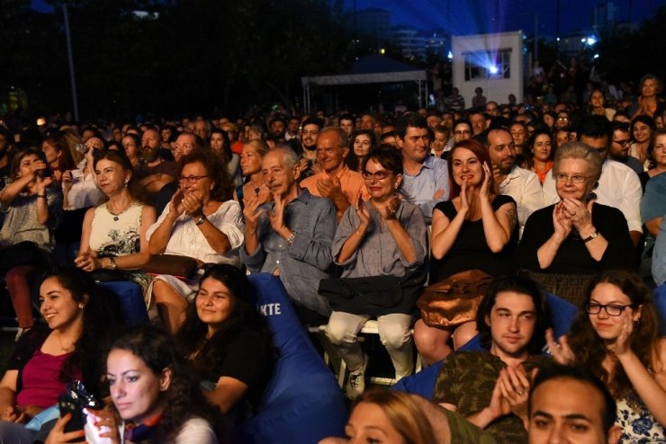 Kalamış’ta Yazlık Sinema