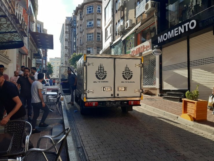 AFGAN UYRUKLU ŞAHIS SAHİP OLDUĞU OTELİN ODASINDA ÖLÜ BULUNDU