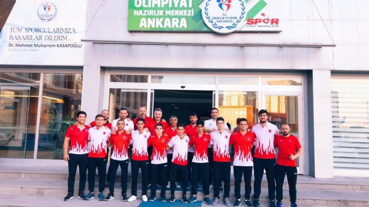 Yıldızlar Güreş Şampiyonası Başlıyor