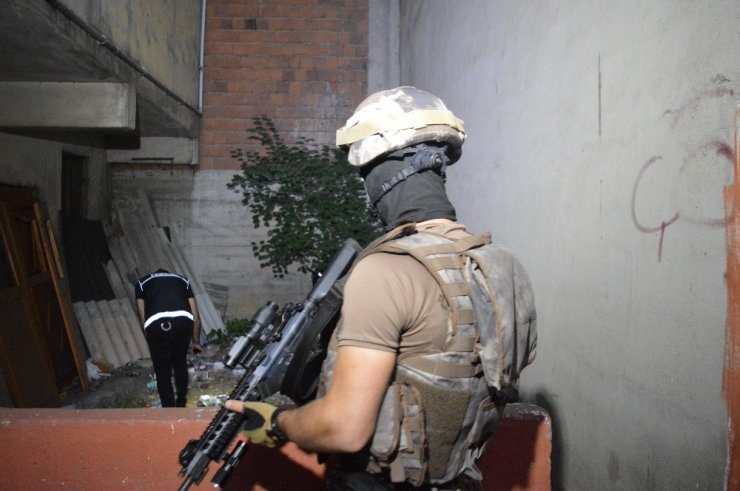 Gaziosmanpaşa’da Dev Narkotik Operasyonu