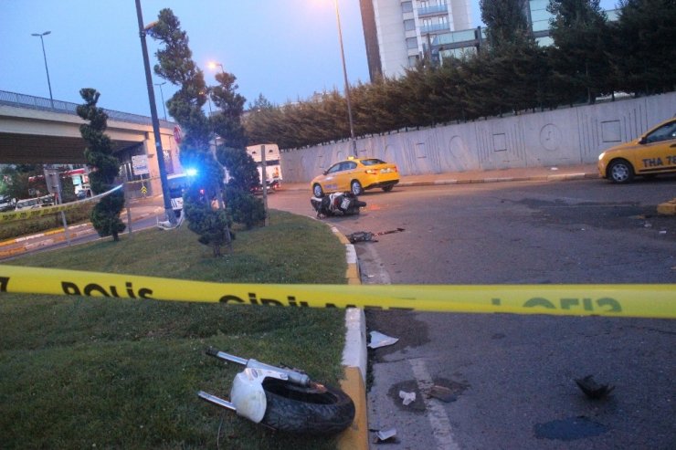 MOTOSİKLET KAZA YAPTI: 1 ÖLÜ 1 YARALI