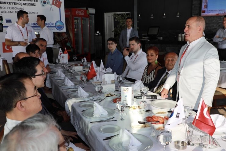 KORE’DEN, KORE GAZİLERİNİN TORUNLARINA BURS