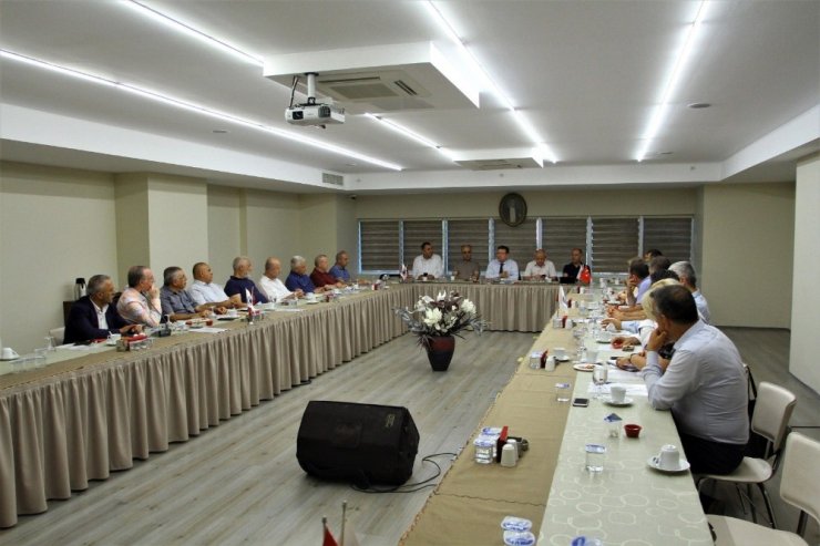 KARTAL BELEDİYESİ İLÇE SORUNLARINA MUHTARLAR İLE ÇÖZÜM BULMAYA DEVAM EDİYOR