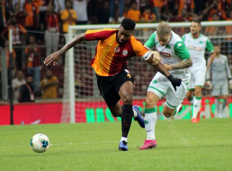 GALATASARAY EVİNDE PANATHİNAİKOS’U 2-1 MAĞLUP ETTİ