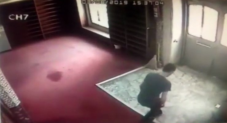 KAĞITHANE’DE CAMİYİ KUNDAKLAYAN ŞAHIS YAKALANDI