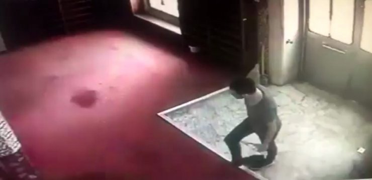 KAĞITHANE’DE CAMİYİ KUNDAKLAYAN ŞAHIS YAKALANDI