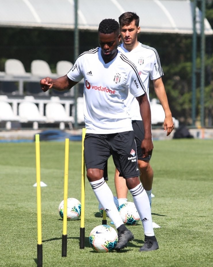 BEŞİKTAŞ KONDİSYON VE TAKTİK ÇALIŞTI