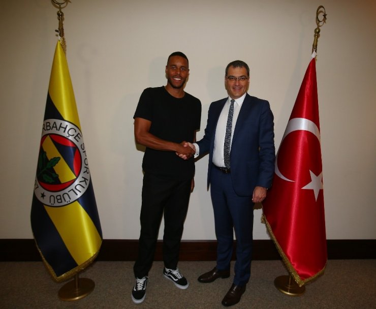 ZANKA FENERBAHÇE’DE