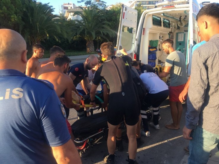 DENİZDE KAYBOLAN GENÇ, 1 BUÇUK SAAT SONRA BULUNDU