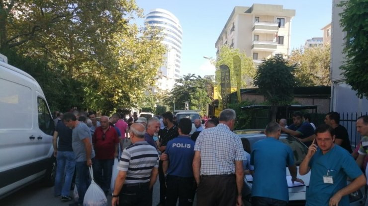 KARTAL’DA OTO YIKAMACIDA KAÇAK KURBAN KESİMİNE CEZA YAĞDI