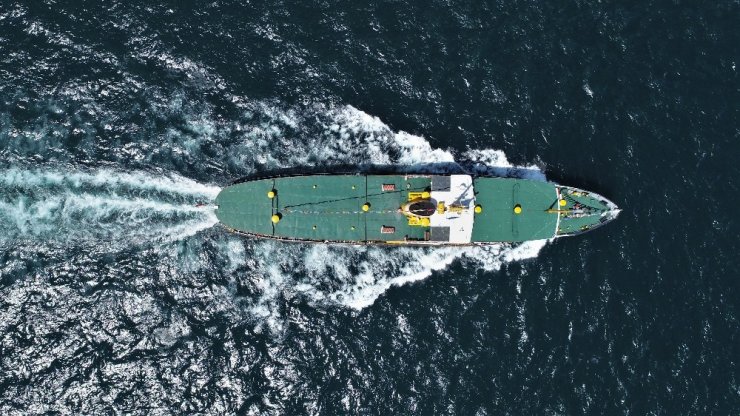 İSTANBULLULAR ADALAR İSKELESİ’NE AKIN ETTİ