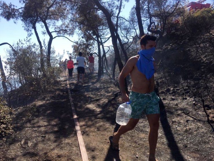 BURGAZADA’DA ORMAN YANGINI KONTROL ALTINA ALINDI