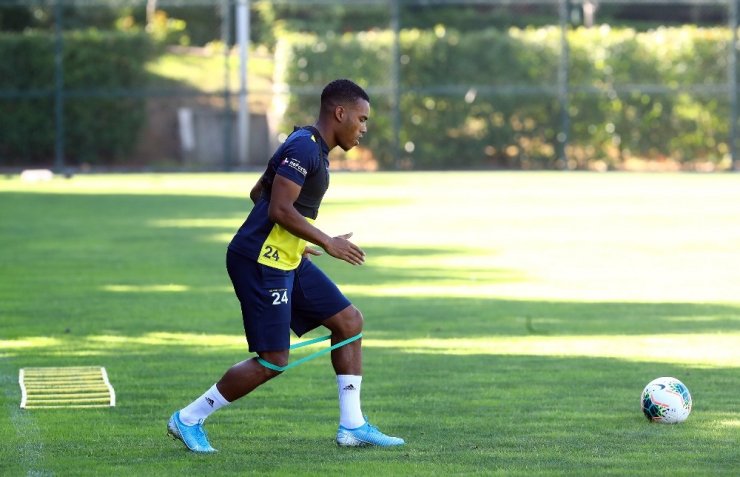 ZANKA İLE TEDAVİ SÜREÇLERİ DEVAM EDEN OYUNCULAR ÇALIŞMALARINI SÜRDÜRDÜ