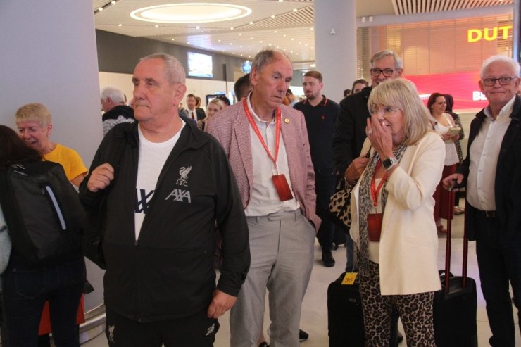 LİVERPOOL, SÜPER KUPA MÜCADELESİ İÇİN İSTANBUL’DA