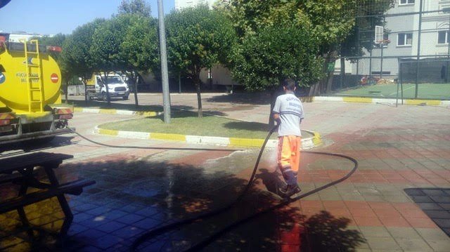 BELEDİYE EKİPLERİ, HUZURLU BİR BAYRAM İÇİN KESİNTİSİZ ÇALIŞTI