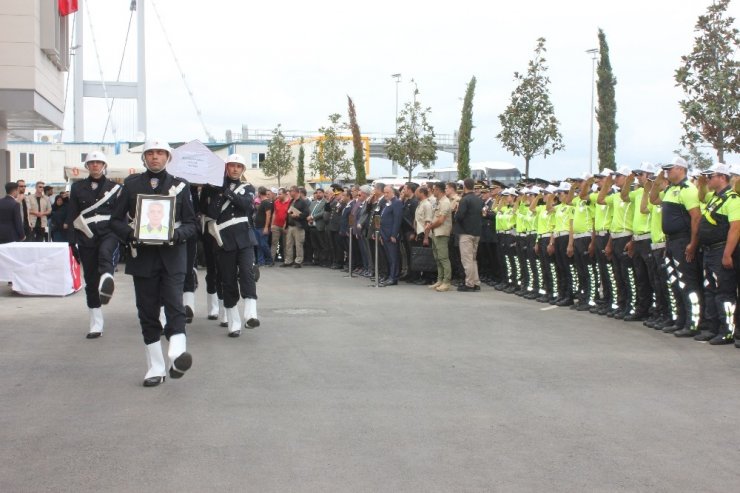 Şehit polise son görev