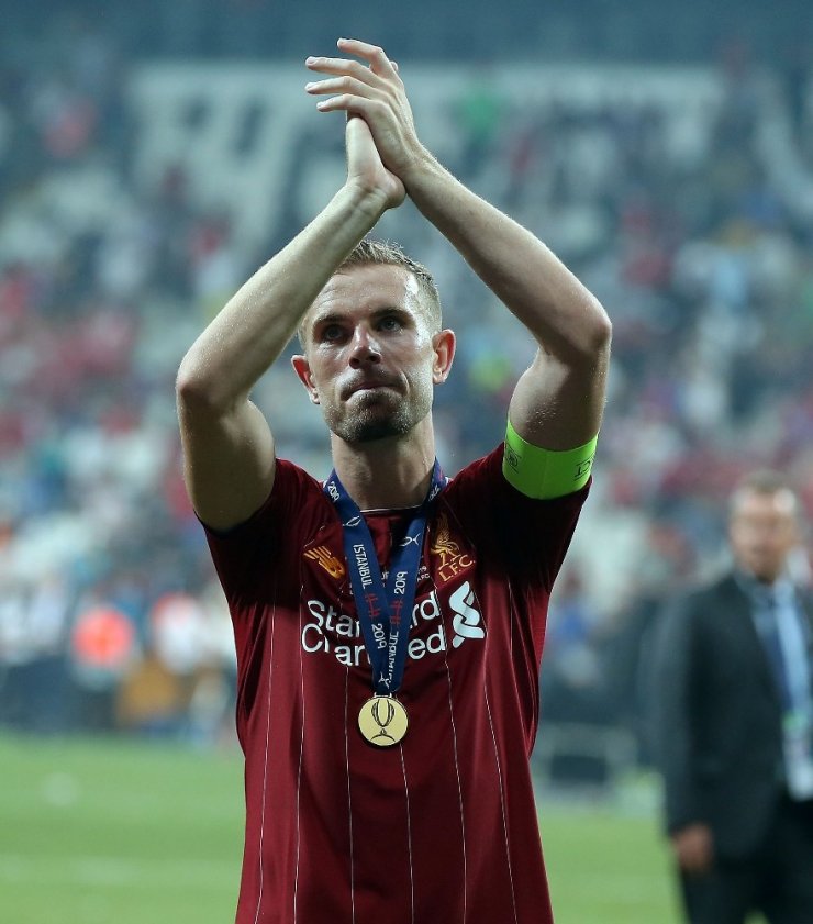 UEFA Süper Kupayı Liverpool, kupasını aldı.