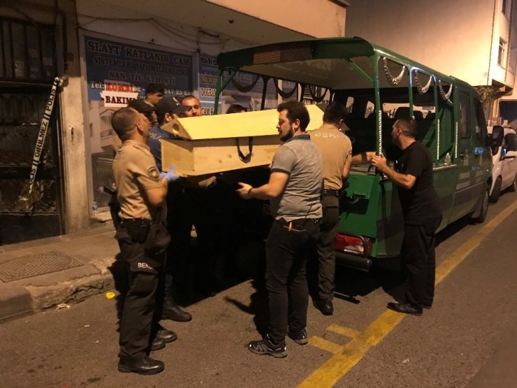 Kağıthane Çağlayan ’da Bir Kadın Tartıştığı Kişiyi Silahla Öldürdü