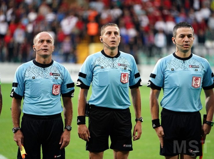 TFF 1. Lig: Fatih Karagümrük: 3 - Bursaspor: 1 (Maç sonucu)