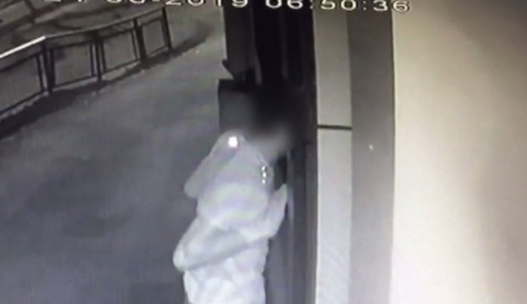 Esenler ve Eyüpsultan’da evlere dadanan hırsızlar önce kameraya sonra polise yakalandı
