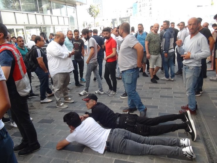 Taksim Talimhane’de meydan kavgası kamerada