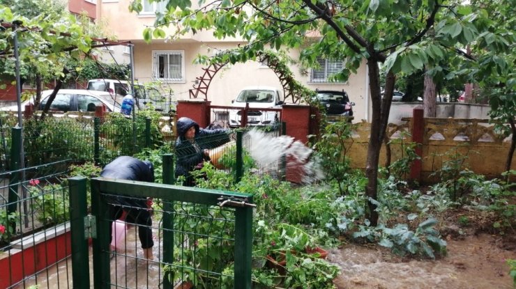 Anadolu Yakasında yağmur başladı