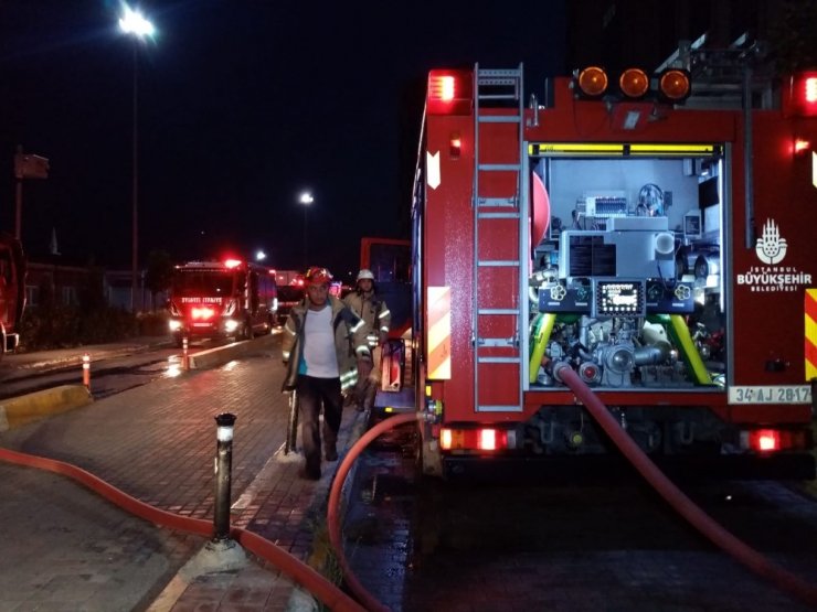 Kanuni Sultan Süleyman Hastanesinde çıkan yangın kontrol altına alındı