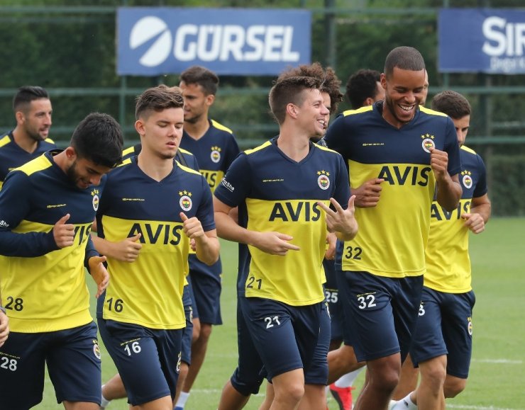 Fenerbahçe’de Başakşehir mesaisi sürüyor
